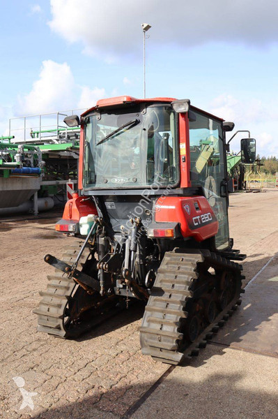 Zemědělský traktor Yanmar CT280