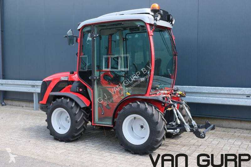 Zemědělský traktor Antonio Carraro TTR 4800...