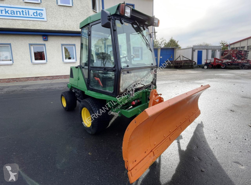 Tractor John Deere 1505 SCHNEESCHILD + MULCHER