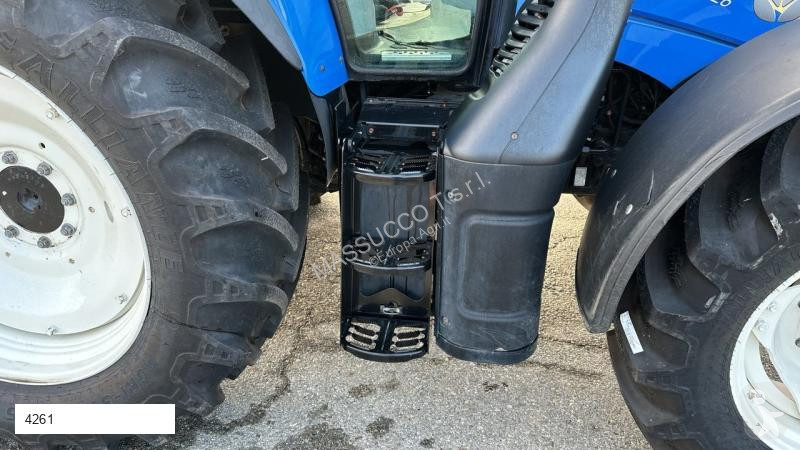 Tracteur agricole New Holland T5.120 4x4