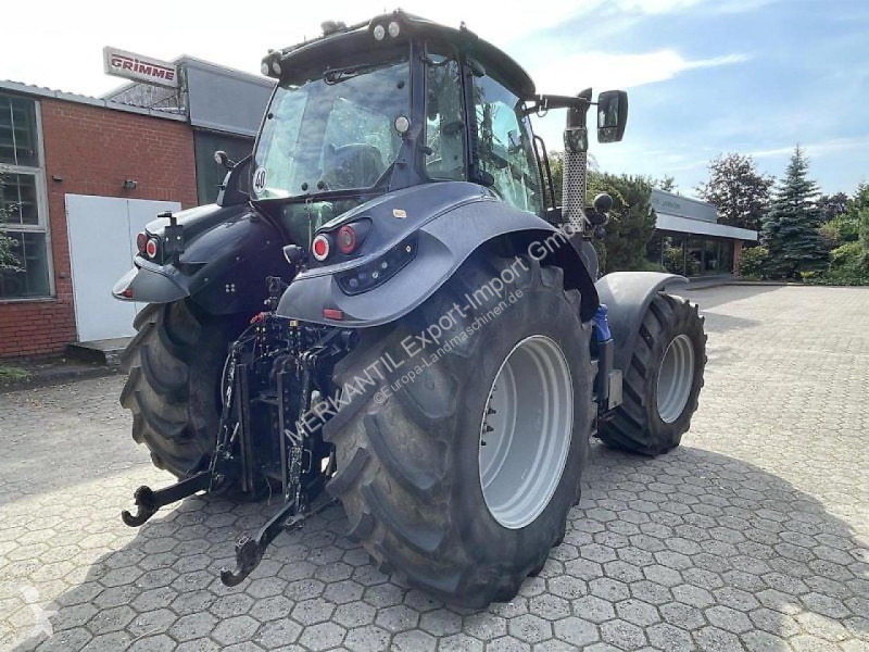 Tracteur agricole Deutz-Fahr