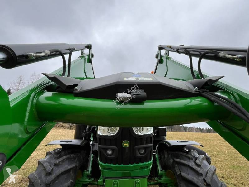 Tractor agrícola John Deere 6120R