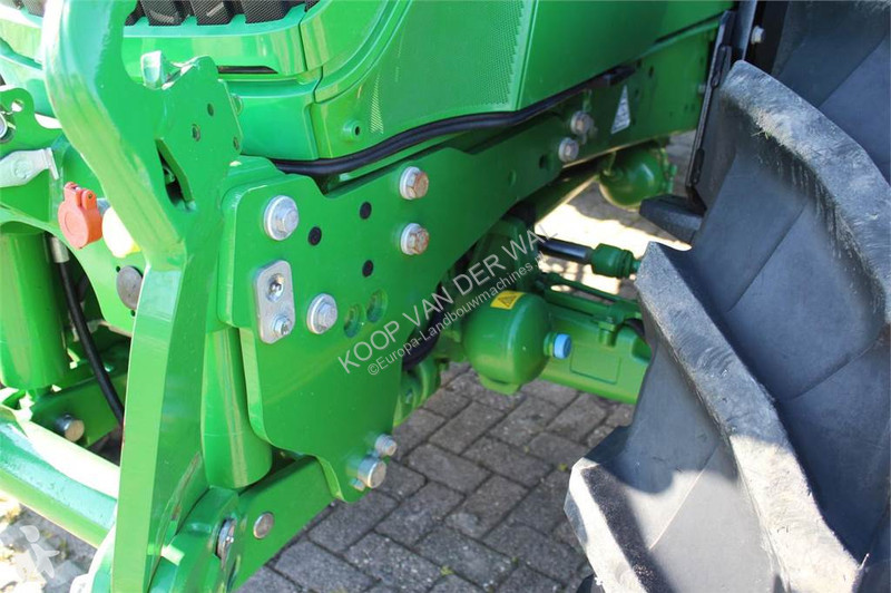 Tractor agrícola John Deere 6130R