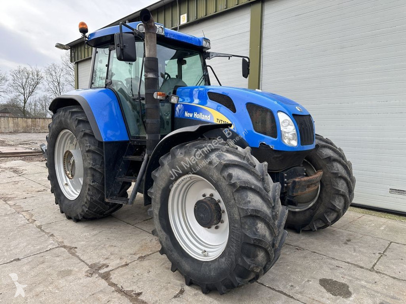 Tracteur agricole New Holland TVT 195 Dutch...
