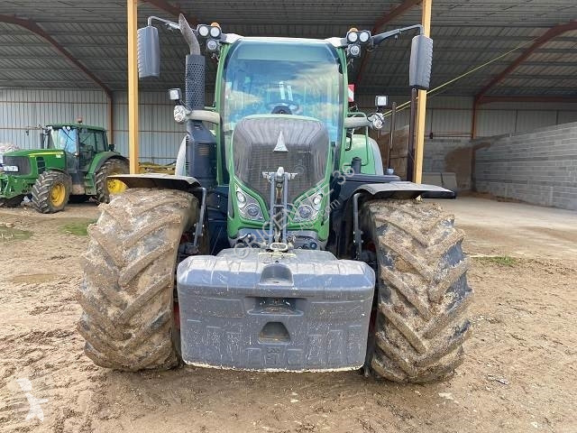 Tracteur agricole Fendt 720