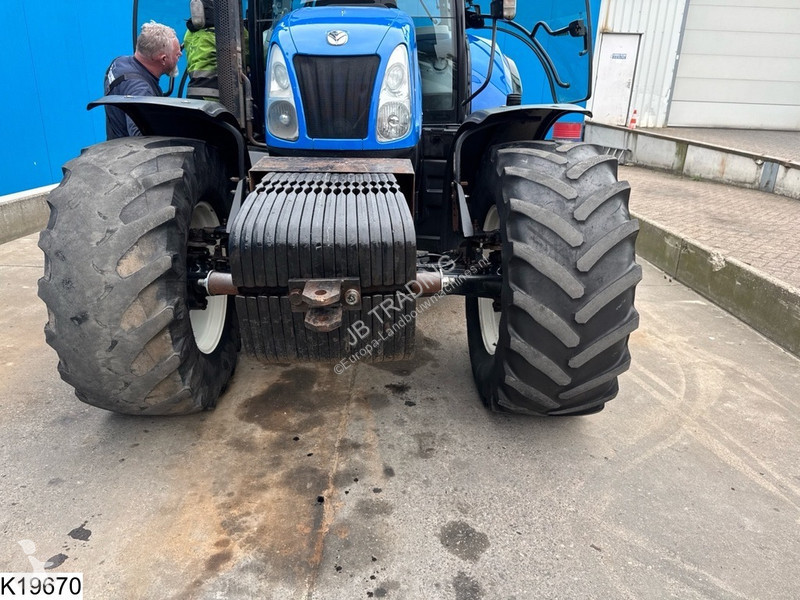 Tracteur agricole New Holland T6080