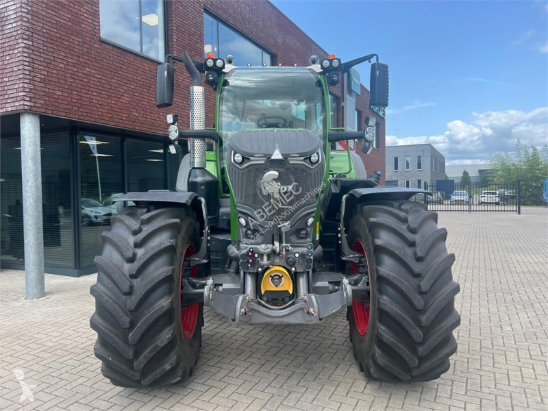 جرار زراعي Fendt 724 Gen7 ProfiPlus
