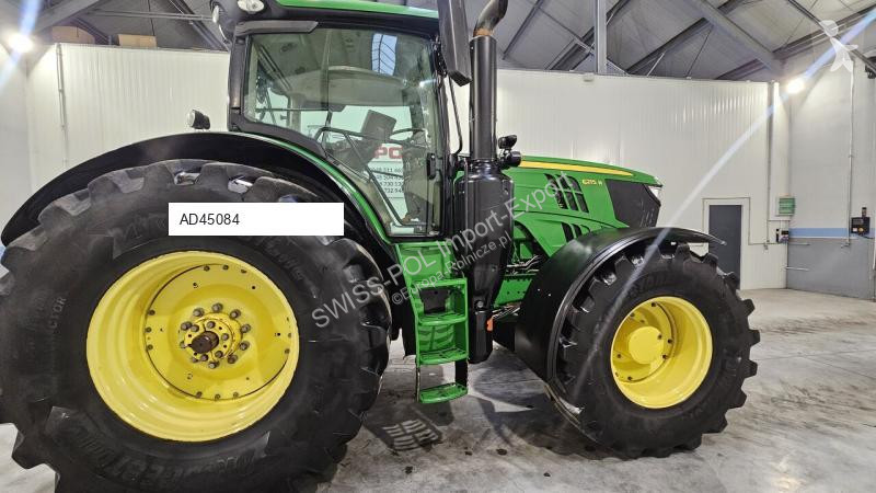 Tractor agrícola John Deere 6215R