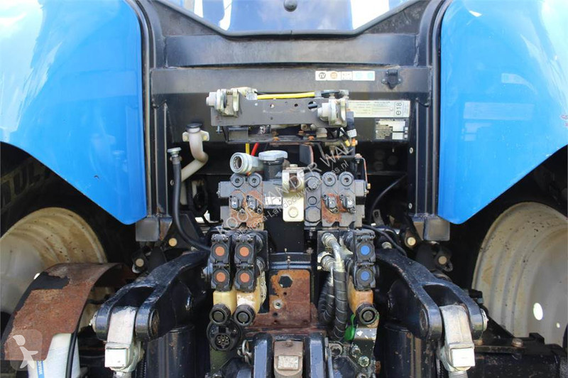 Tractor New Holland T7050