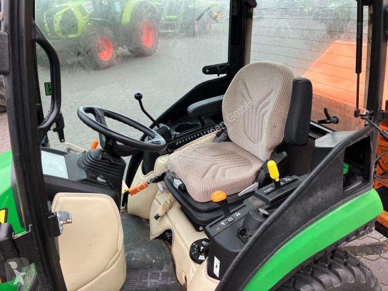 Landbrugstraktor John Deere 2026 R Kompakt