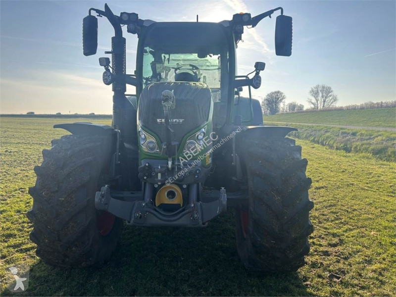 Tracteur agricole Fendt 514 profi plus S4