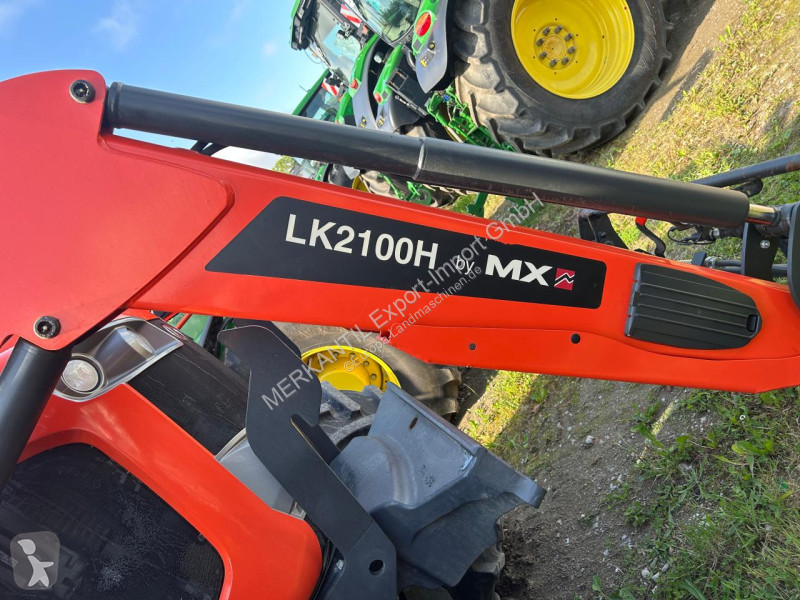 جرار زراعي Kubota  M 7133