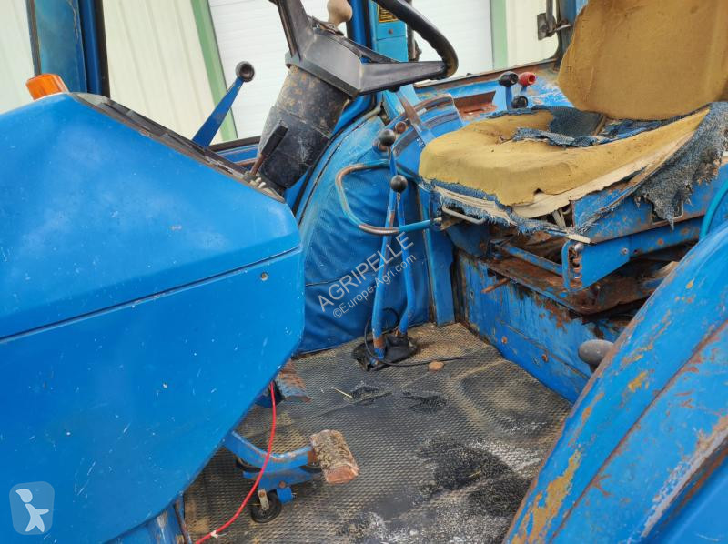 Tractor Ford  TW20