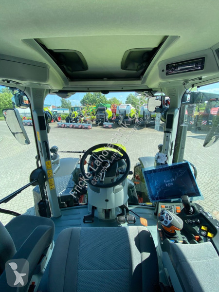 Tractor agrícola Claas  Arion 660 CMATIC Stage V