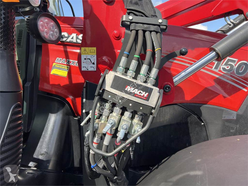 Tractor Case IH Maxxum CVX 1