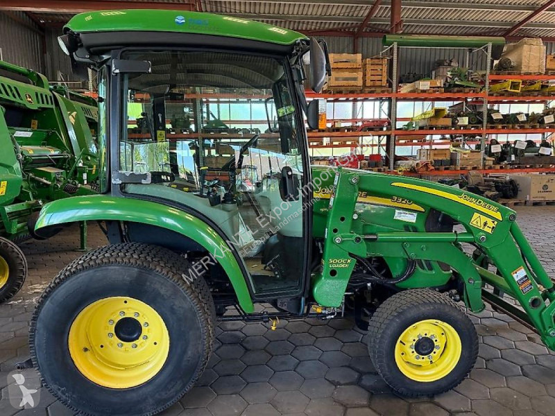 Tractor agrícola John Deere  3320