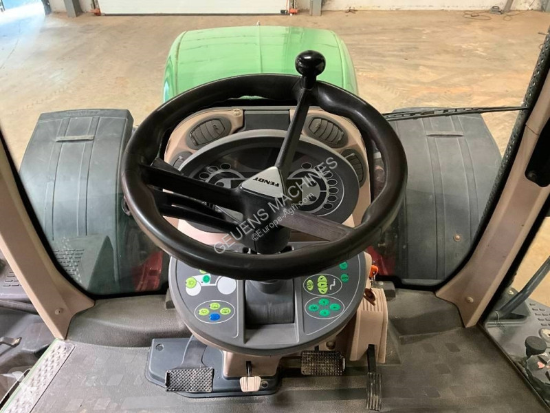 Tractor Fendt 828 Vario TMS