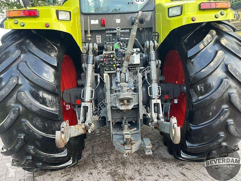 Tractor agrícola Claas 816 RZ