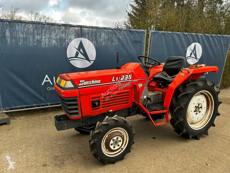 Tractor Kubota L1-235 P.S.