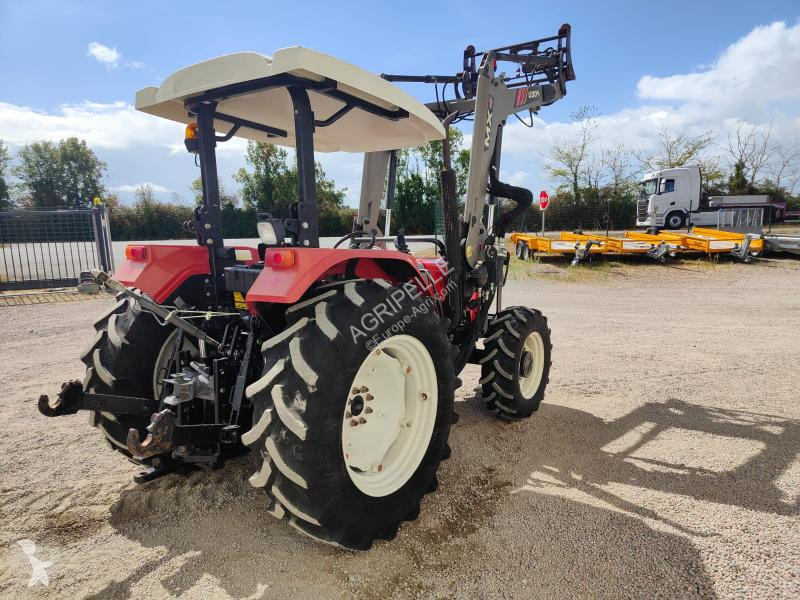Tractor agrícola Valtra