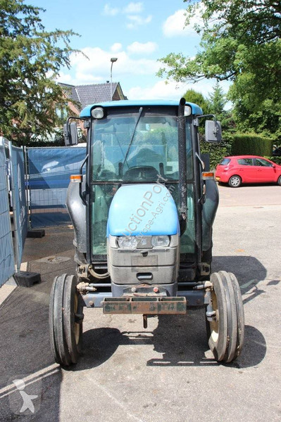 Tracteur agricole New Holland TN65D