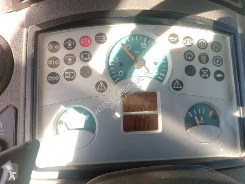 Tracteur agricole Claas Celtis 436 RC