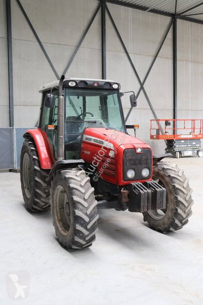 Tracteur agricole Massey Ferguson MF5445/4WD