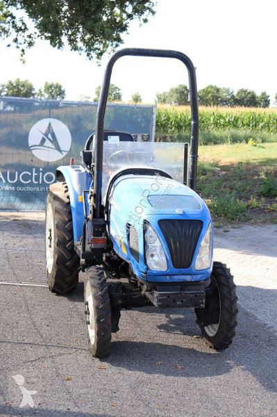 Tracteur agricole New Holland BOOMER
