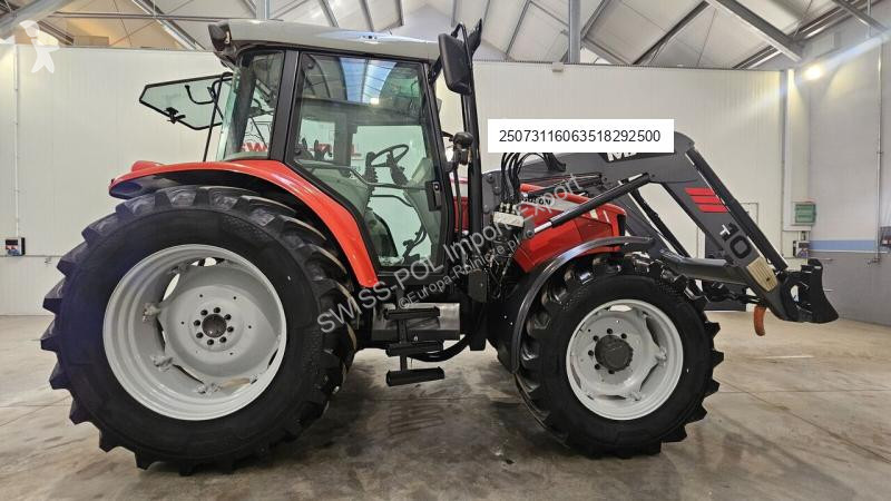 Traktor Massey Ferguson 5455 dyna 4