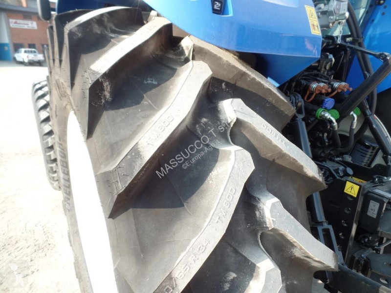 Trattore New Holland T5.115