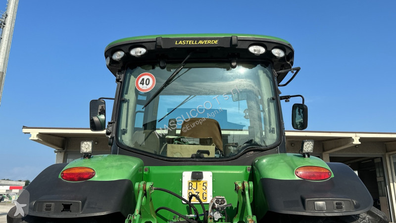 Lantbrukstraktor John Deere 7230R