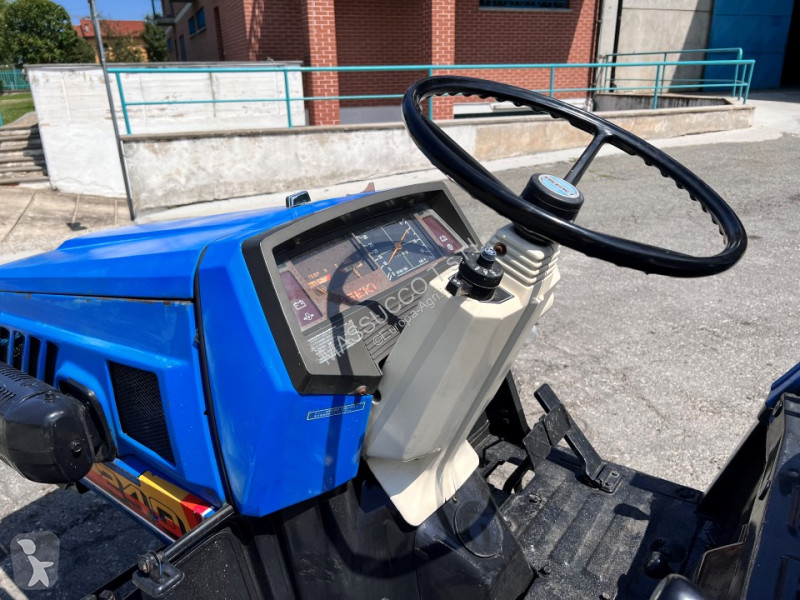 Lantbrukstraktor Iseki 240 4x4