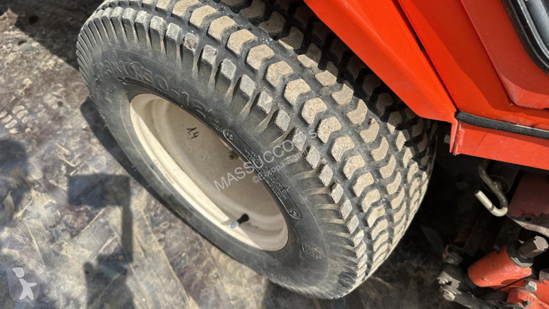 Landbrugstraktor Kubota F2400 4X4
