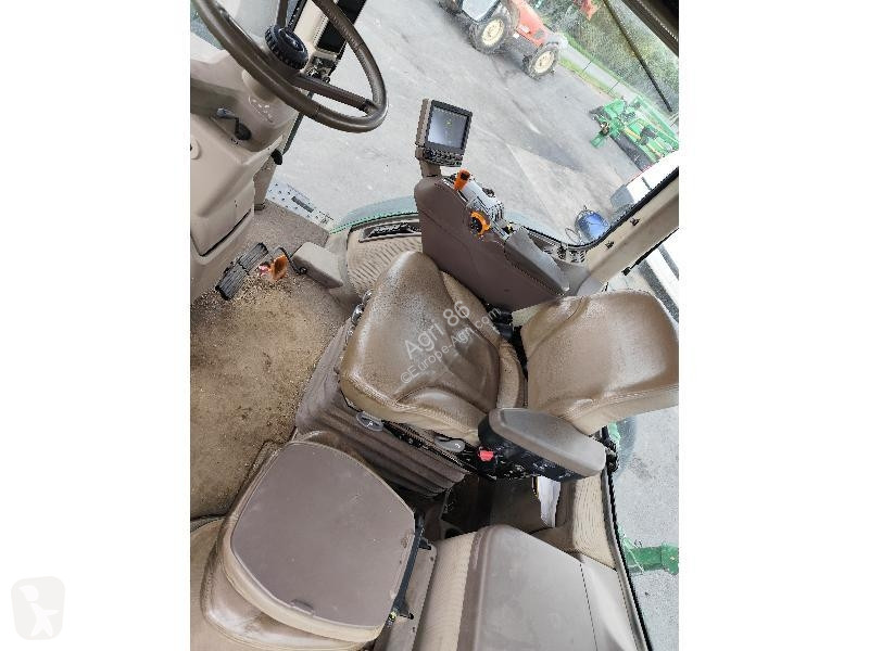 Tracteur agricole John Deere 7210R