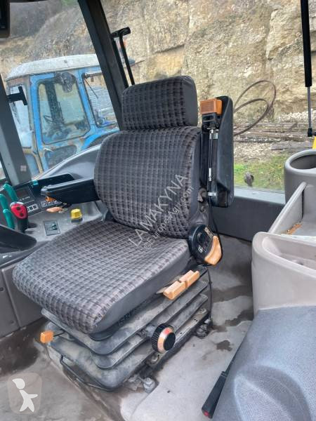 Renault 825RZ tractor