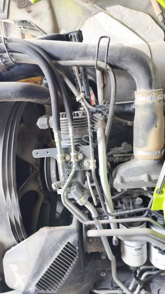 Trattore Claas Arion 440