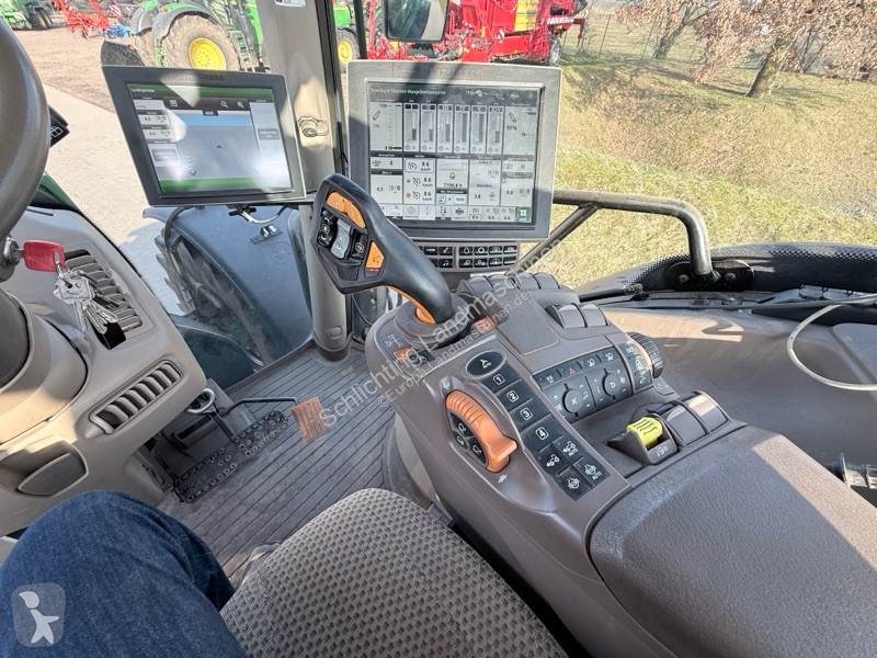 Tracteur agricole John Deere 6215R