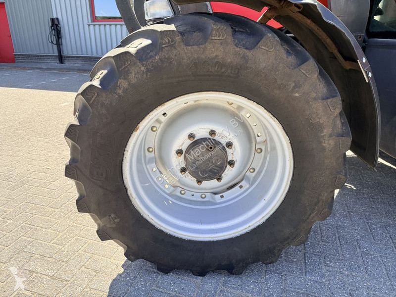 Lantbrukstraktor Mc Cormick MC115