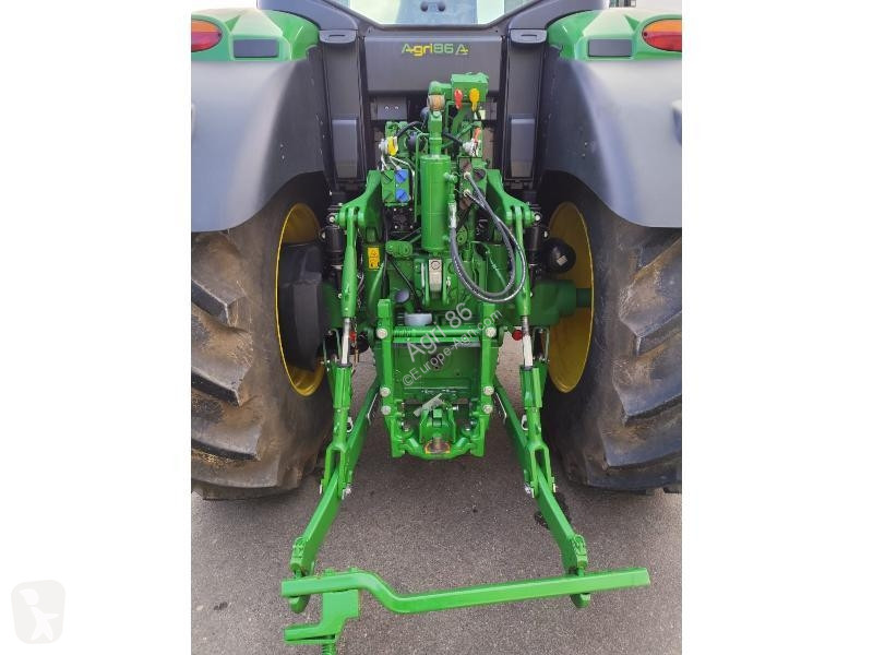 Tracteur agricole John Deere 6M 200
