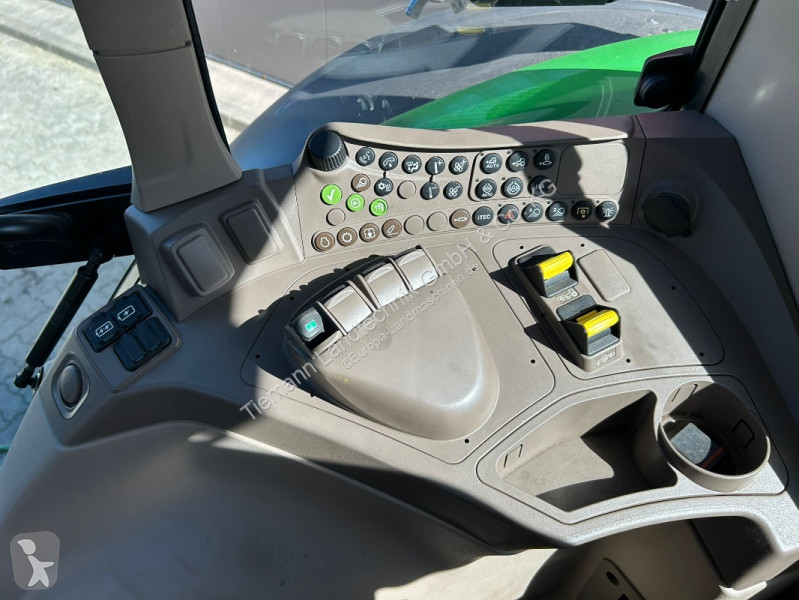 Landbrugstraktor John Deere  6M 200...