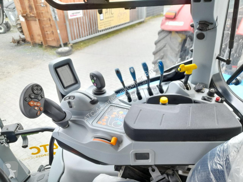 Lantbrukstraktor New Holland  T 5.120 DYNAMIC...