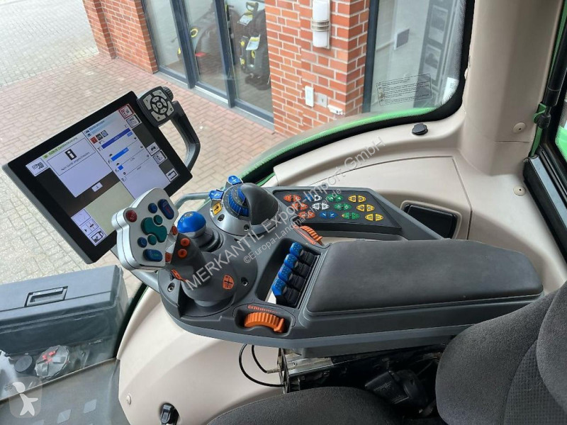 Lantbrukstraktor Fendt  826 Vario Profi Plus