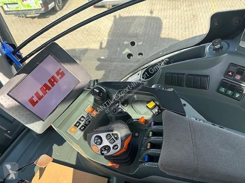 Lantbrukstraktor Claas  Axion 930