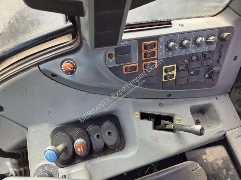 Lantbrukstraktor Valtra  N103