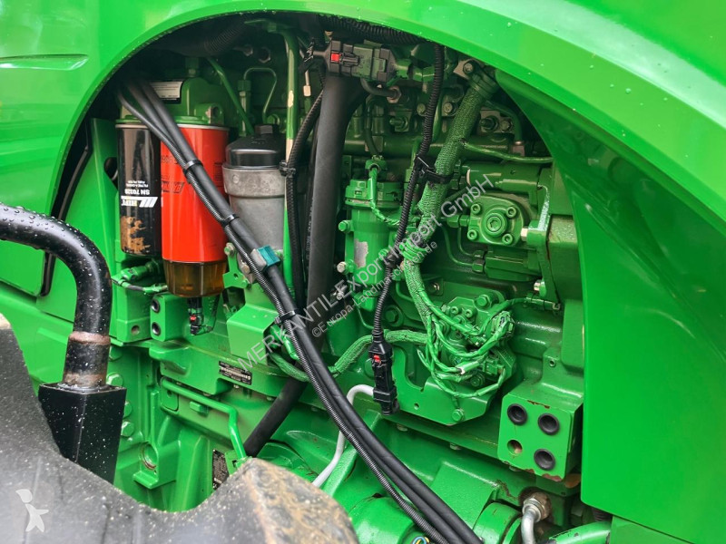 Lantbrukstraktor John Deere 8335R *Powr Shift*