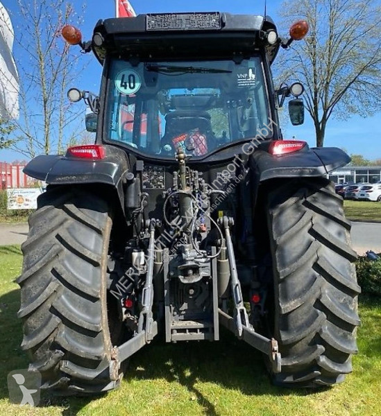 Lantbrukstraktor Valtra  A105 + ALÖ G4S DME...