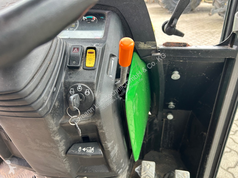 Lantbrukstraktor John Deere 1026 R