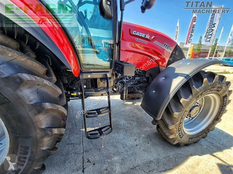 Case  farmall m 110 tractor