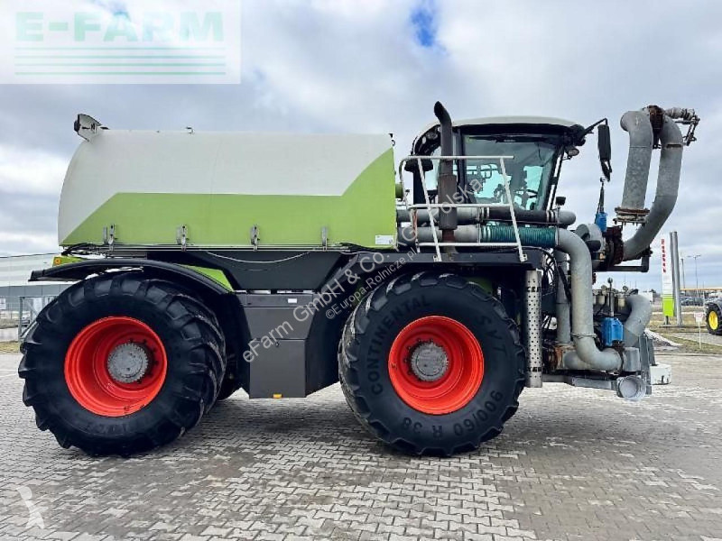 Traktor Claas  xerion 3800 saddle trac + sgt...