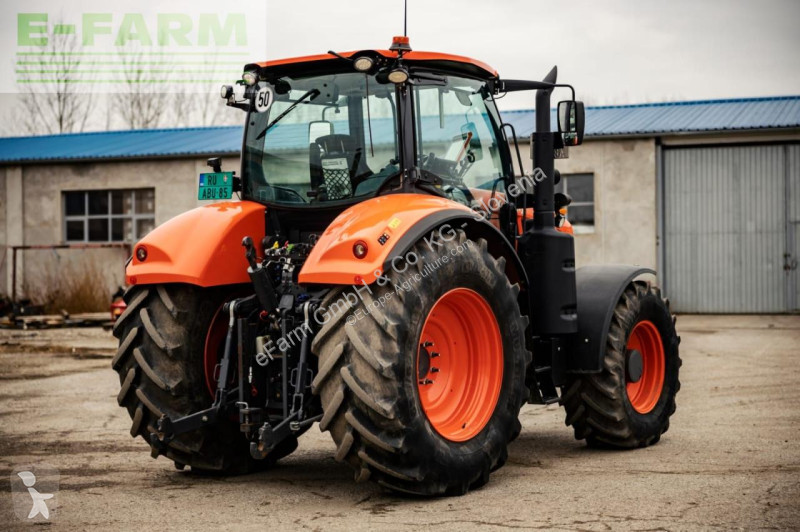 Lantbrukstraktor Kubota  M7
